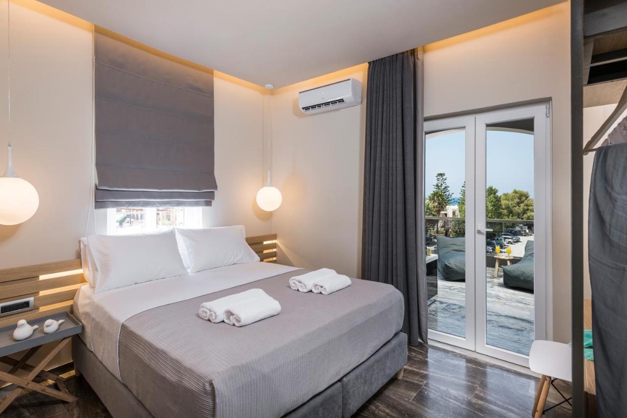 Sun Ray Luxury Apartments Agia Marina Exterior foto